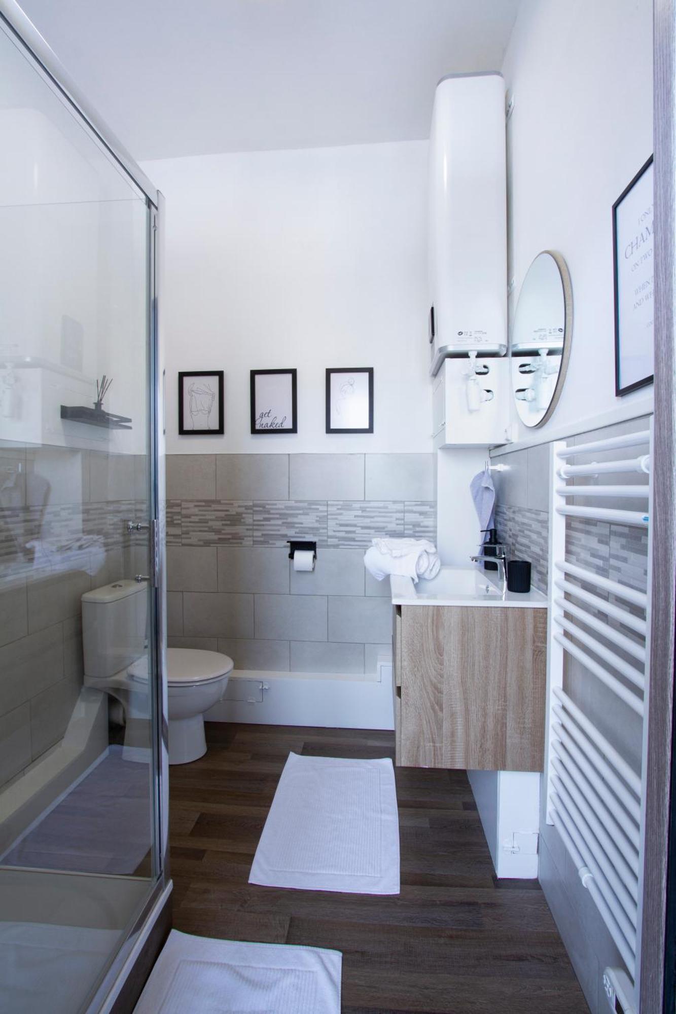 L'Hyper Centre - Netflix & Wifi - Literie Haut De Gamme - Check-In 24H24 - Goodmarning Châlons-en-Champagne Exterior foto