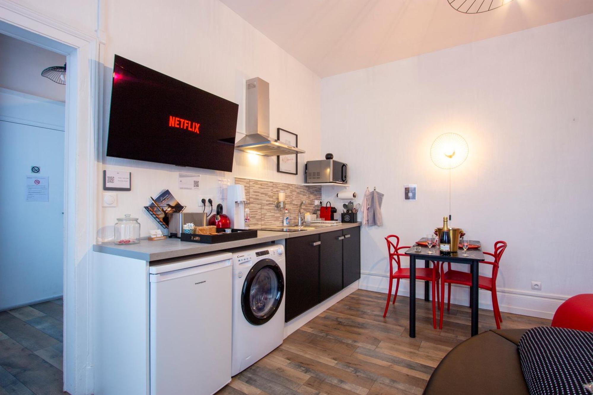 L'Hyper Centre - Netflix & Wifi - Literie Haut De Gamme - Check-In 24H24 - Goodmarning Châlons-en-Champagne Exterior foto